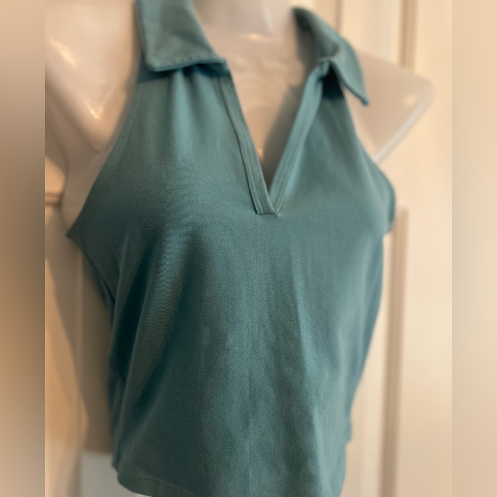 Teal Sleeveless Collared Crop Top
